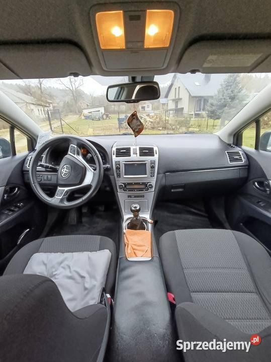 SPRZEDAM TOYOTA AVENSIS 20D1242015r 244