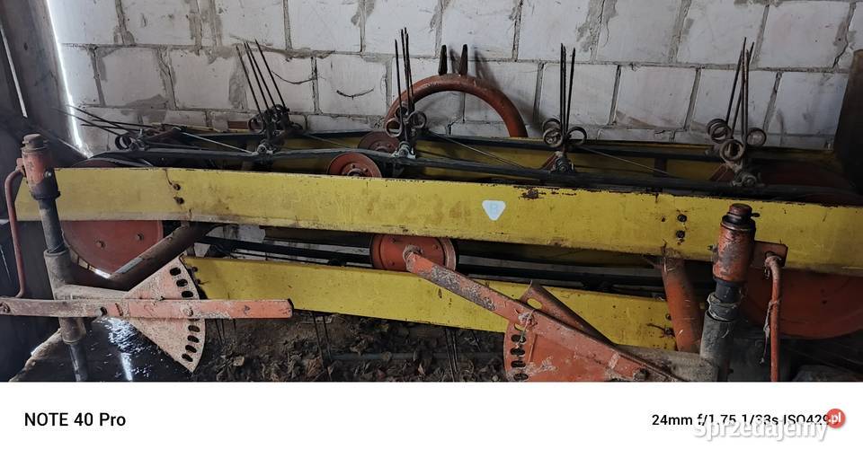 Przewracarka zgrabiarka taśmowa Gruszka Zaporska