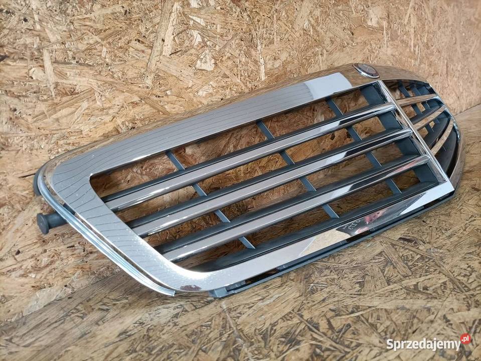 MERCEDES CKLASA W204 GRILL ATRAPA CHŁODNICY Pleszew