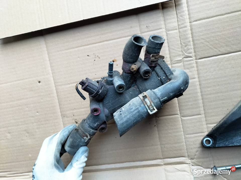 FIESTA MK5 MK6 FUSION MK1 13 OBUDOWA TERMOSTATU Pozostałe Części samochodowe lubelskie Kamień-Kolonia