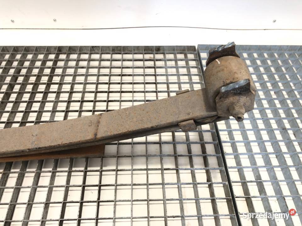 RESOR PRAWY TYŁ FORD TRANSIT IV Bus 9400 PIÓRO osobowe