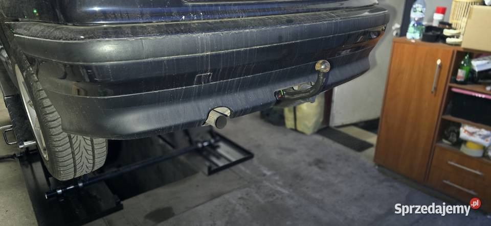 Bmw e36 coupe compact sedan cześći cosmoschwarz Rok produkcji 1997 Słupca sprzedam