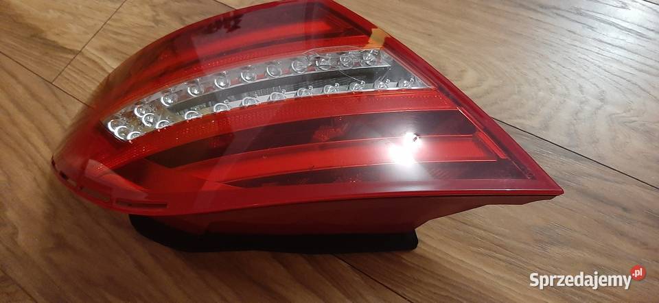 Lampa tylna lewa Mercedes C klasa W204 oryginał osobowe Chocianów
