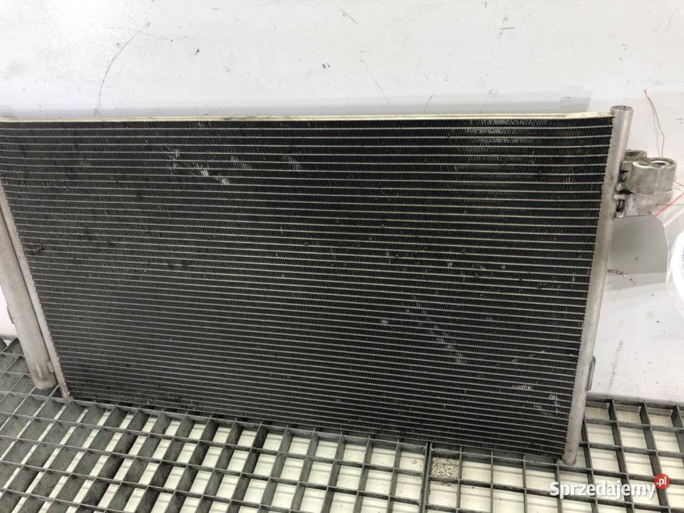 CHŁODNICA KLIMATYZACJI BMW G30 30 320 9364258 Wentylatory chłodnic klimatyzacji