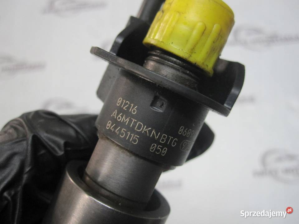 BMW E60 E61 30 D M57 306D3 235 wtryskiwacz