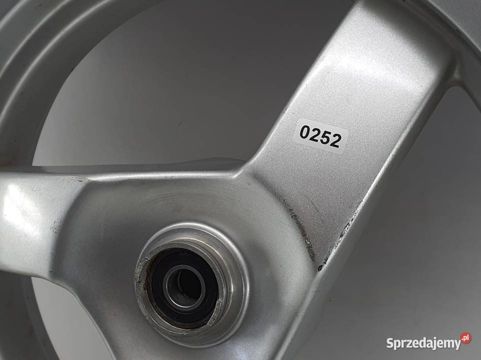 FELGA PRZOD KOLO PRZEDNIE OPONA 1207012 PEUGEOT aluminiowe