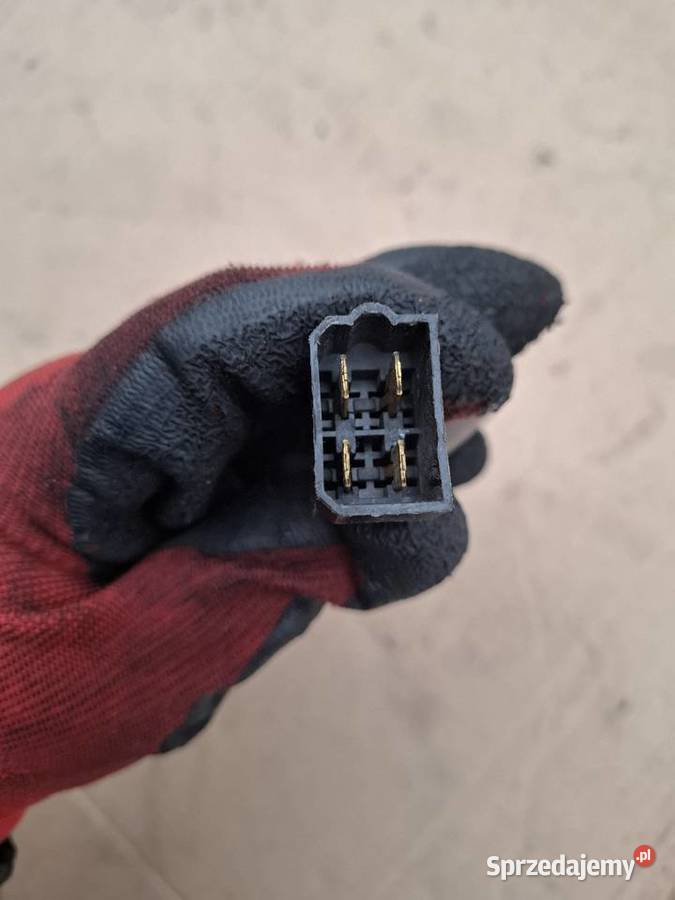 Stacyjka kostka stacyjki 4 piny Fiat 126p Maluch Strzelce Opolskie