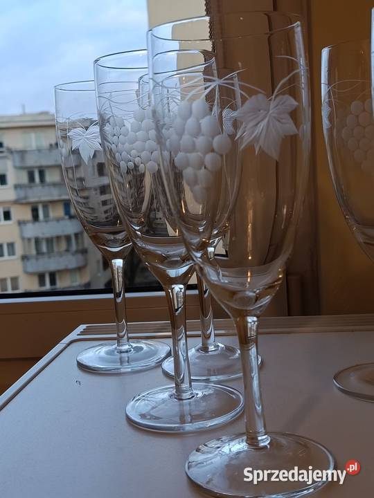 Duże kieliszki 6 sztuk sprzedam