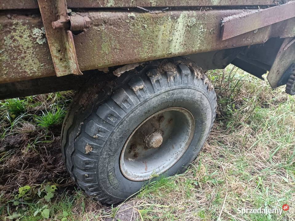 Rozrzutnik obornika Dębe Wielkie