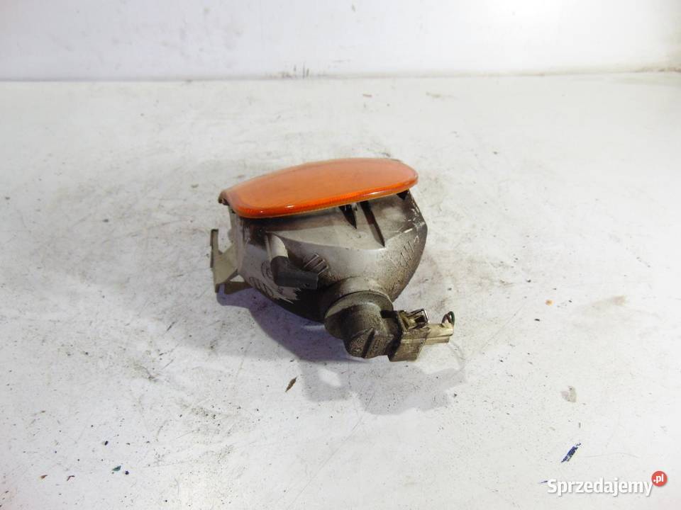 KIERUNKOWSKAZ PRAWY PRZÓD VW POLO V 6R wielkopolskie