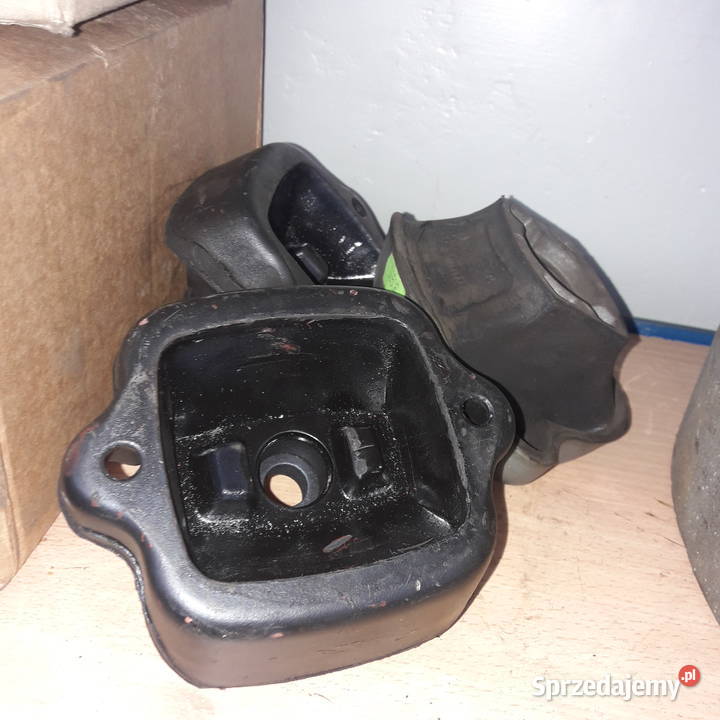 Poduszka silnika MERCEDES 1232412713 Częstochowa sprzedam