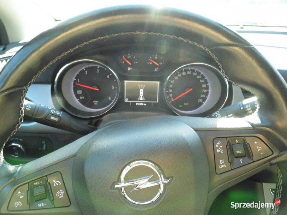 Opel Astra J 20092019 podgrzewane fotele Łódź