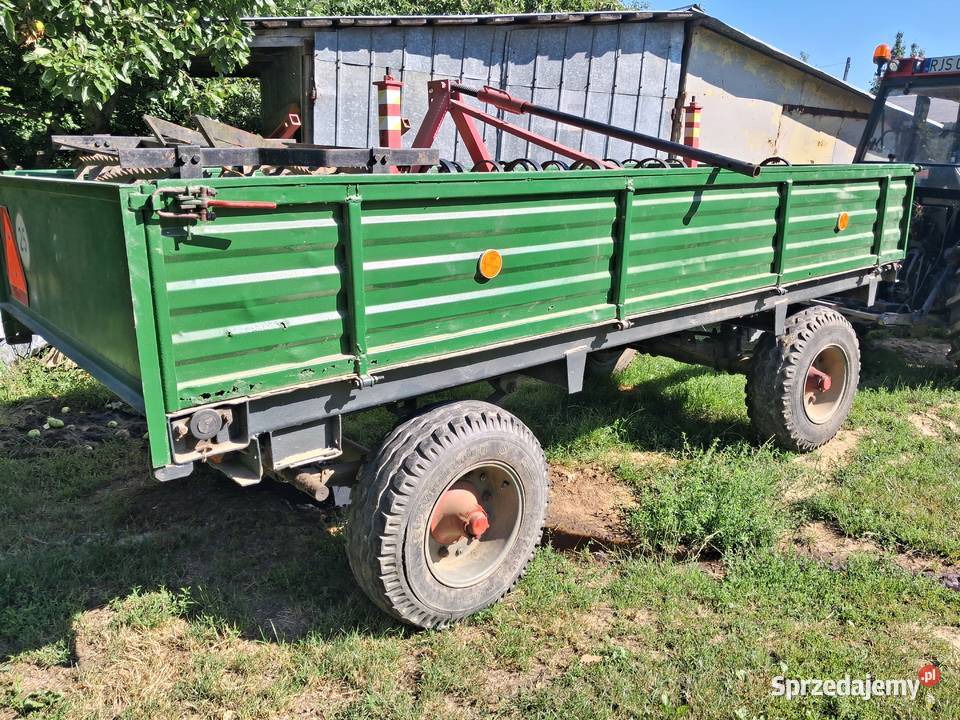 Przyczepa 2osiowa z rozrzutnika nieuszkodzony Przyczepy rolnicze