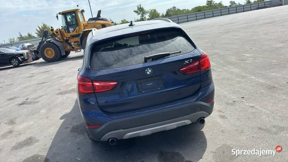 BMW X1 2016 20 xDrive delikatnie uszkodzona 0510 Żórawina