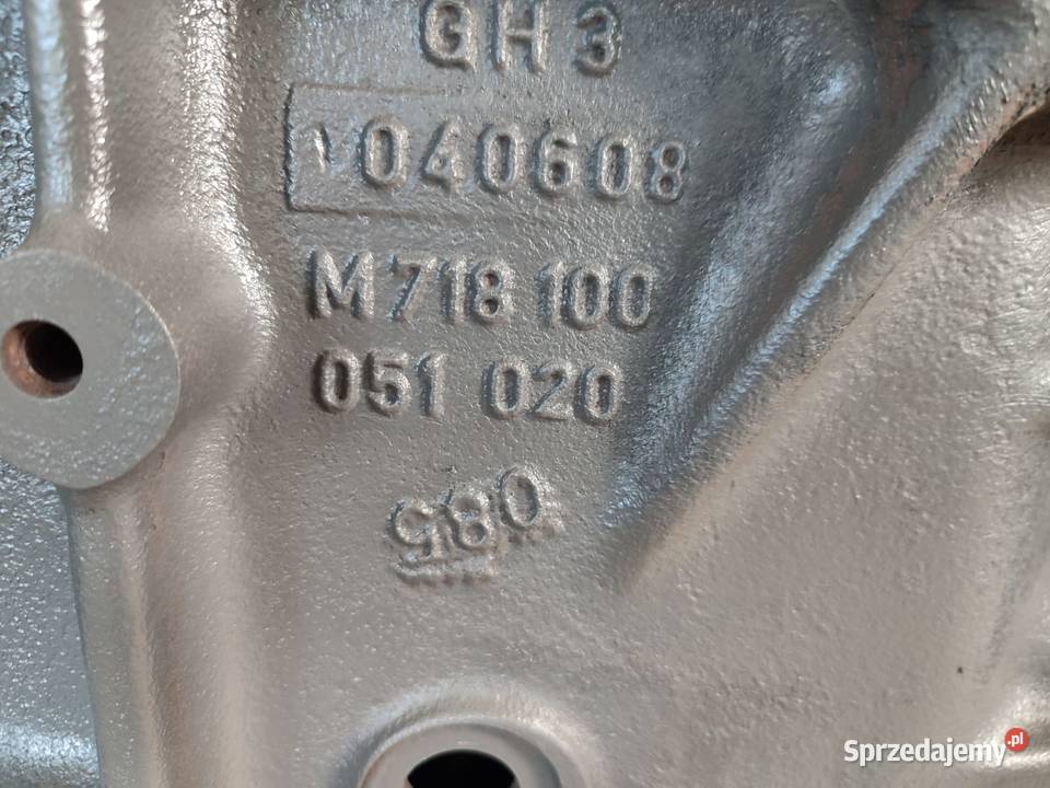 Obudowa skrzyni biegów M718100051020 MASSEY wielkopolskie Wilkowo