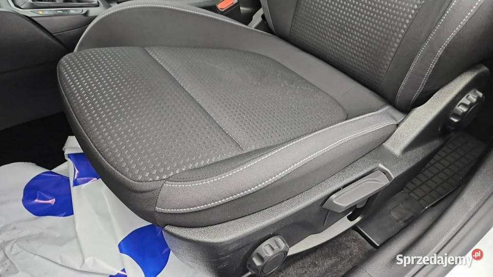 Ford Focus 15 EcoBlue Trend Edition Z Polskiego lakier metallic Focus Warszawa