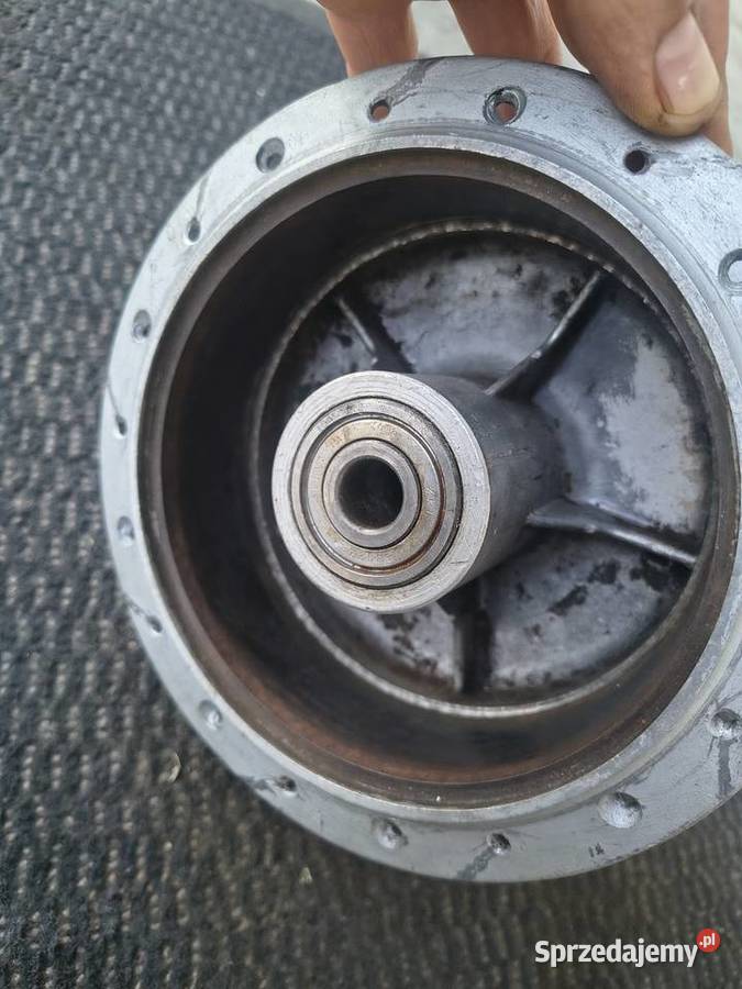 Piasta tył przód WSK 125 B3 Rzeszów sprzedam