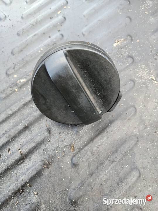 Korek wlewu paliwa BMW E46 318 i 19 benzyna osobowe Części Szczecin sprzedam