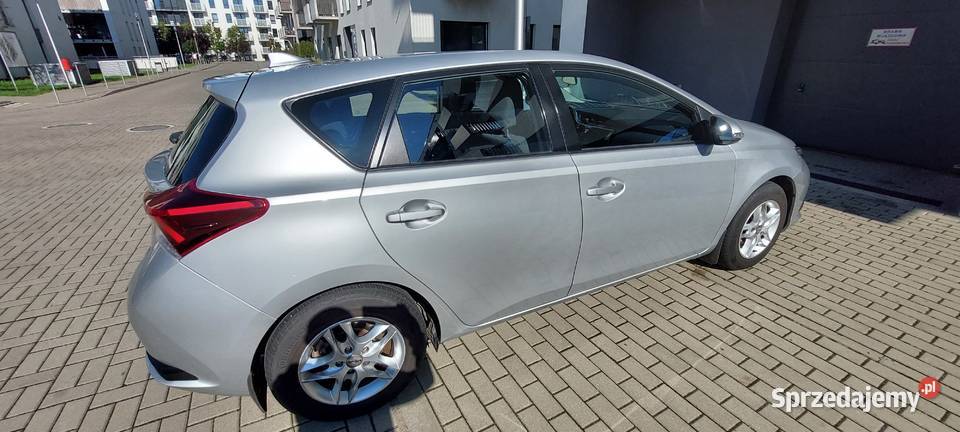 Sprzedam Toyotę Auris 2015 ESP Toyota