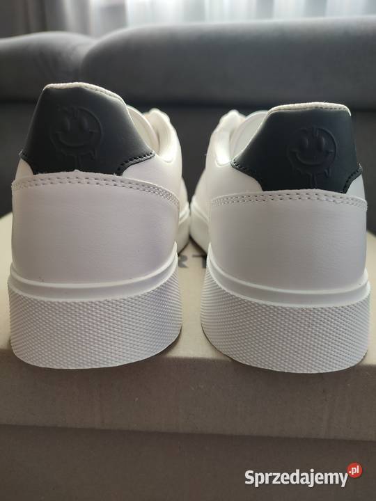 Nowe buty w kolorze białym Milicz