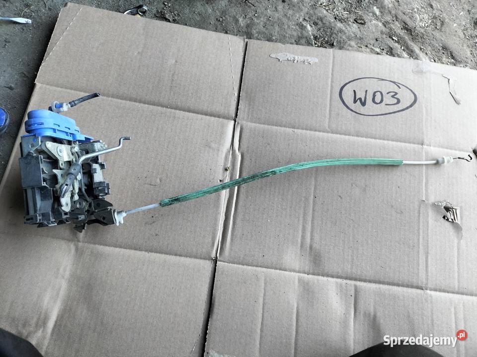 AUDI A38L A3 8L 4D 5D ZAMEK DRZWI PRAWY TYŁ Zamki, wkładki i kluczyki Kamień-Kolonia