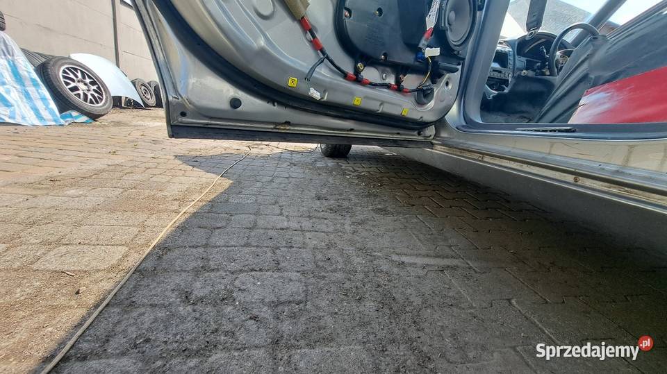 Drzwi lewy tył lexus ls400 ucf20 21 osobowe Częstochowa