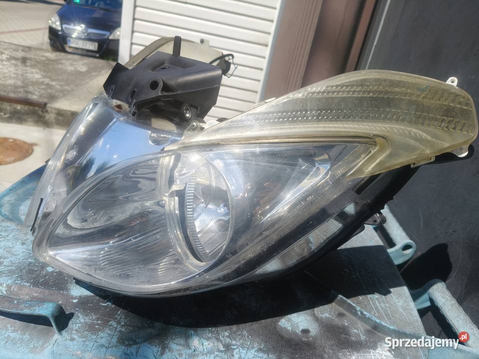 Aprilia Atlantic lampa reflektor przód komplet Dębica