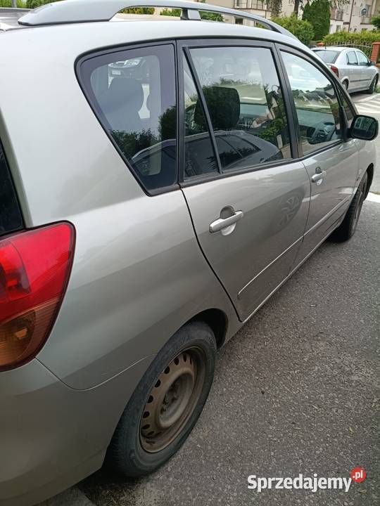 Toyota Corolla Verso 20 D4D Rok produkcji 2002 Kwidzyn