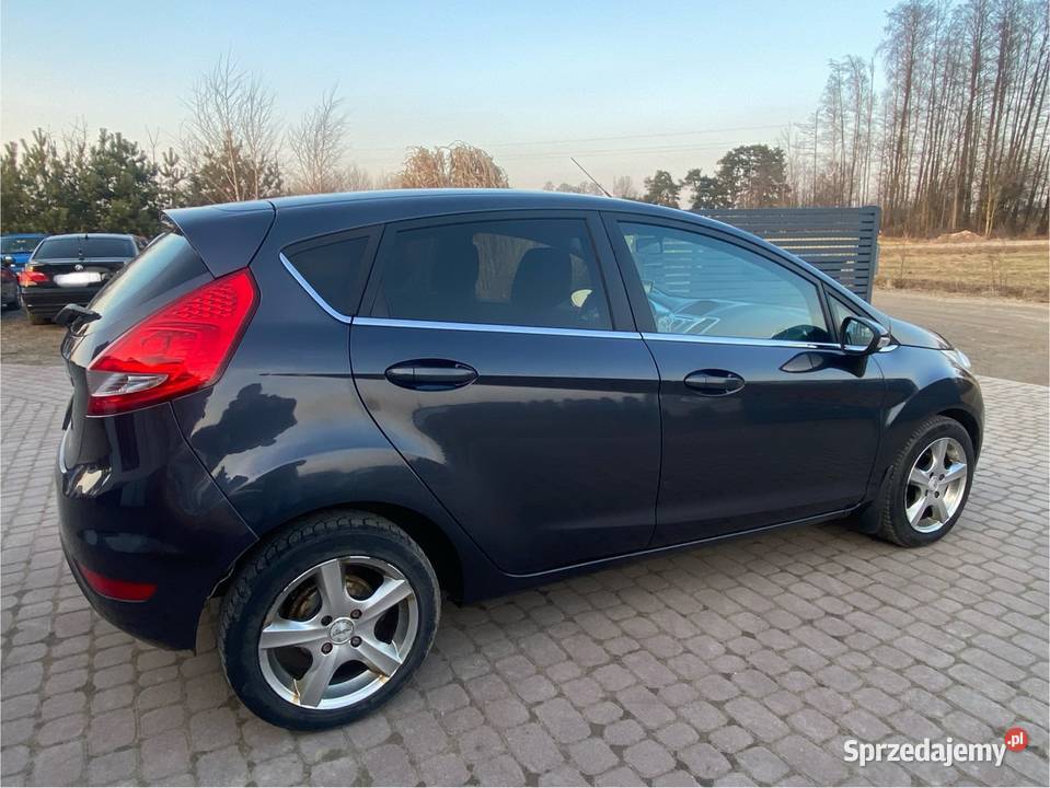 Ford Fiesta 16 diesel sprowadzony Sawino