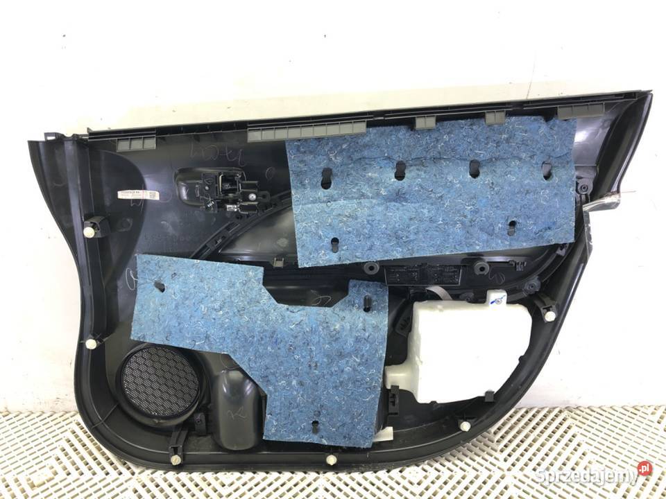 BOCZEK DRZWI LEWY PRZÓD MITSUBISHI MIRAGE SPACE