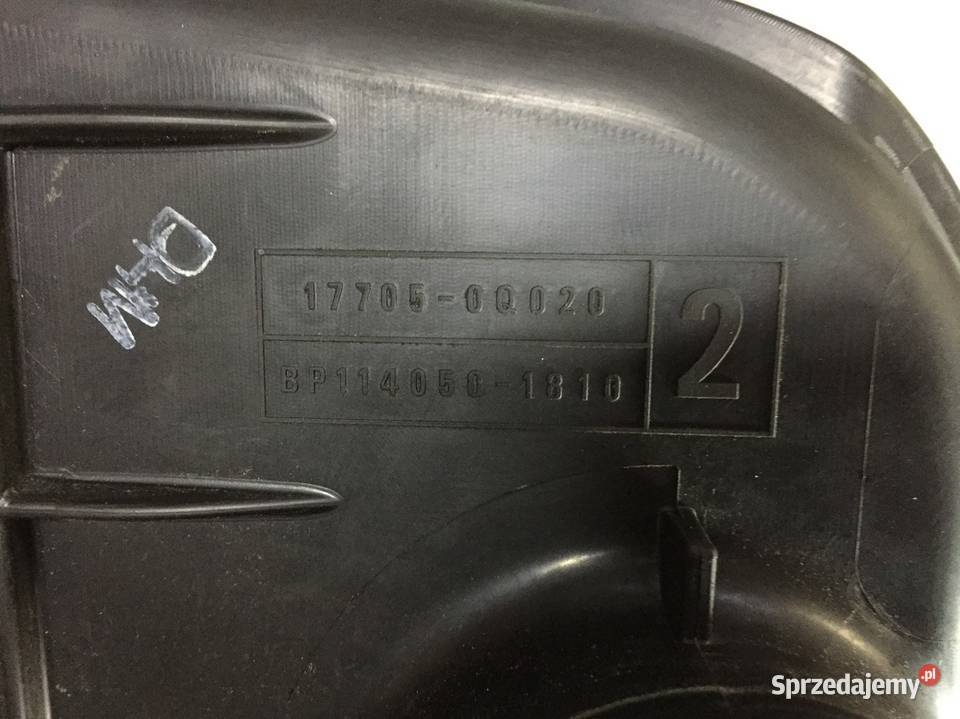 Pokrywa slinika 1770500020 Toyota 10 VVTI 1KR osobowe Jelcz-Laskowice sprzedam