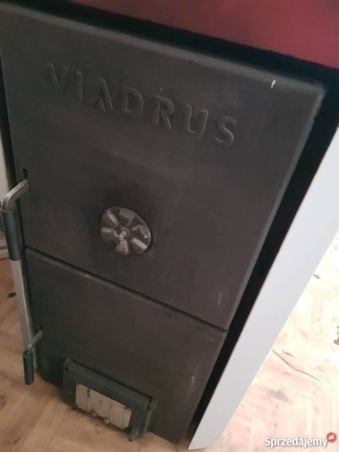 Piec kocioł żeliwny Viadrus 20KW stan drewno Jaśliska