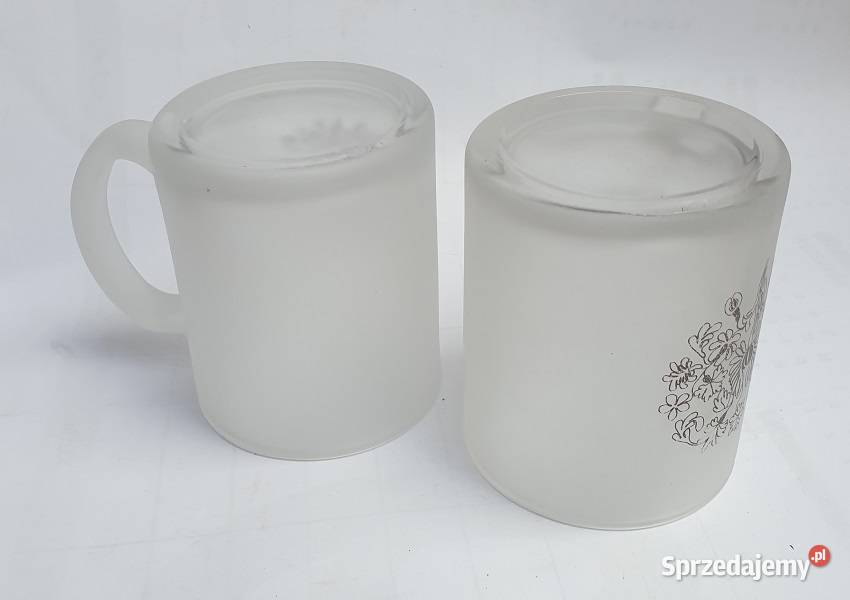 Kubek szklanny z motywem kwiatowym Reszel