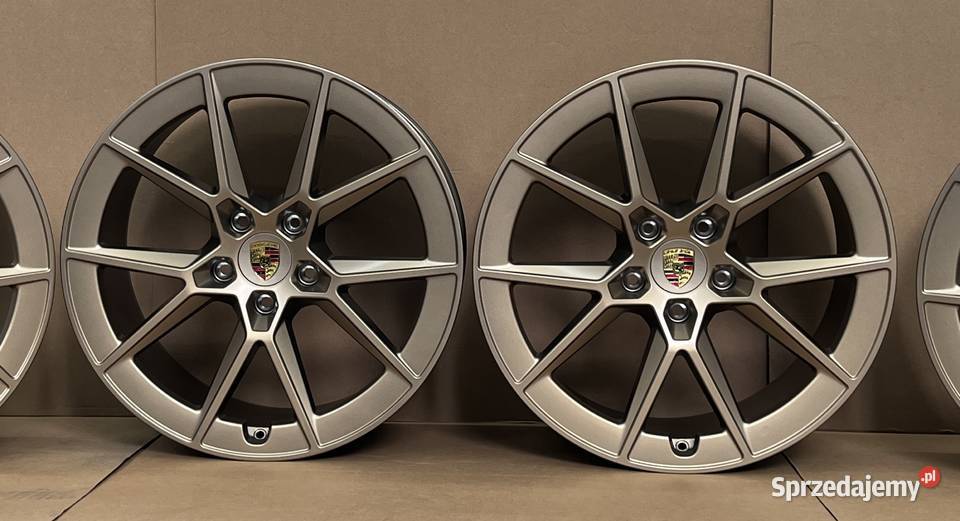 Porsche 911 20 21 992 II lift Carrera GTS C4 C2 wielkopolskie