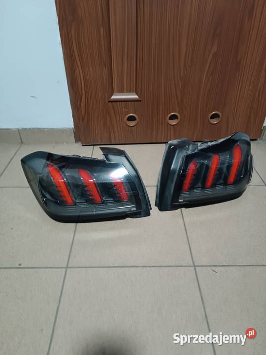 Peugeot 208 lampy tył prawa lewa LED Dzielice
