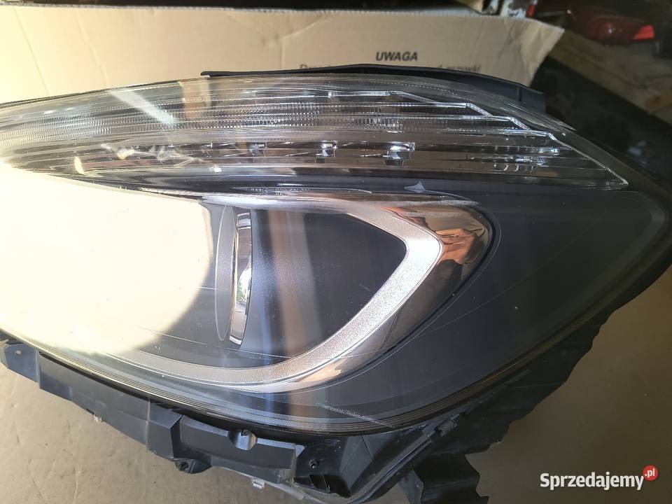 Mercedes Aklasa W176 Reflektor lewy kpl Xenon Lampy przednie Domasław