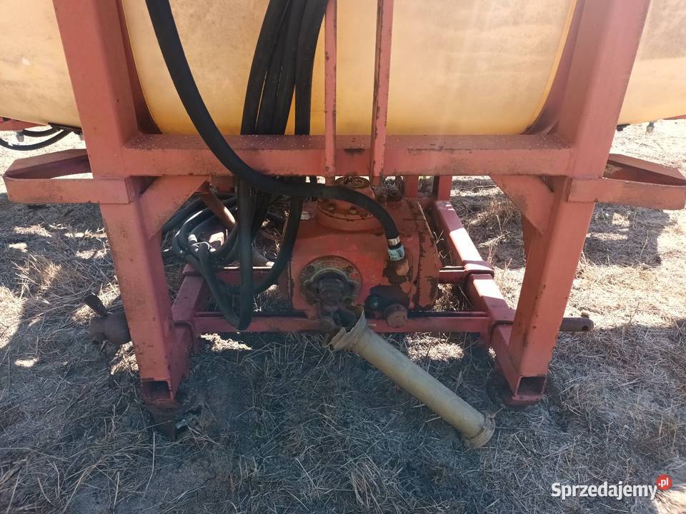 Opryskiwacz Holder 1000l 12m Zawieszane pomorskie Starogard Gdański