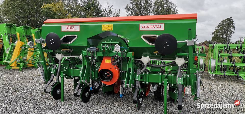 Siewnik punktowy pneumatyczny do Kukurydzy Apacz nieuszkodzony