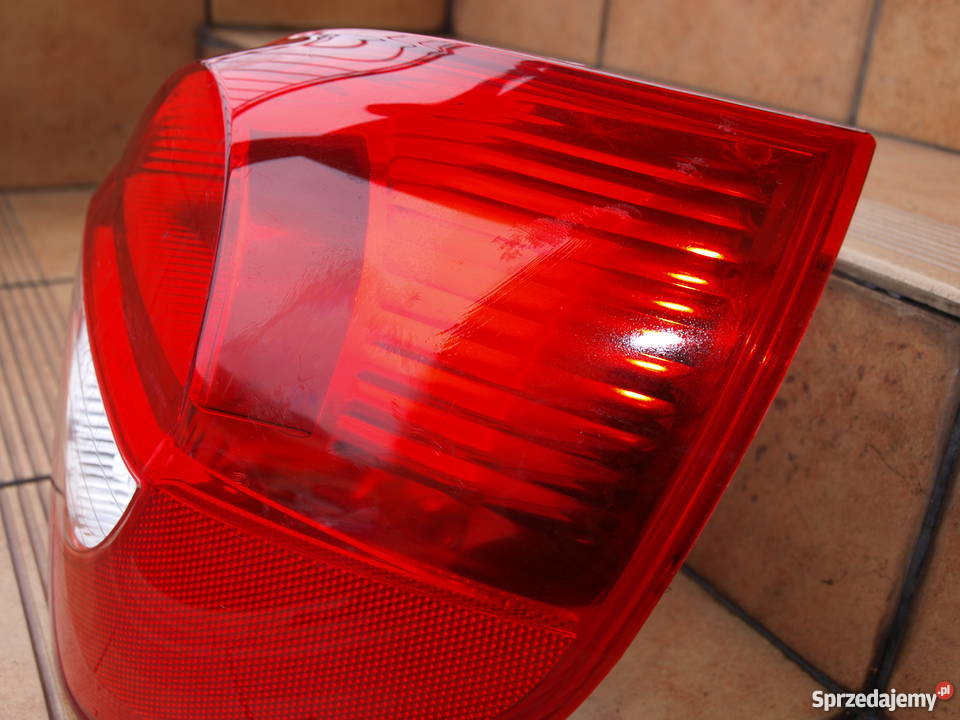 Renault Clio 3 lampa prawa tył 2005 2009r europa Oświetlenie Kalisz sprzedam