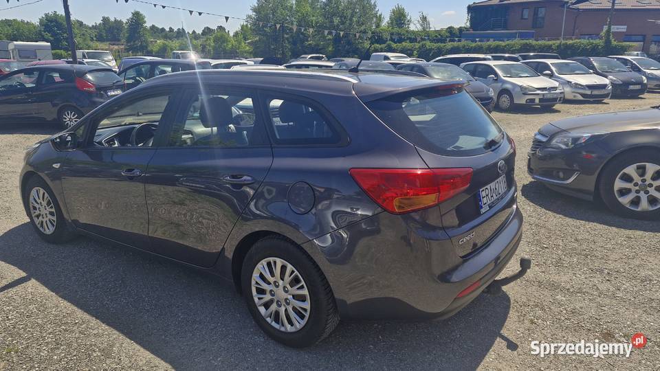 KIA CEED 16 BENZYNA 134