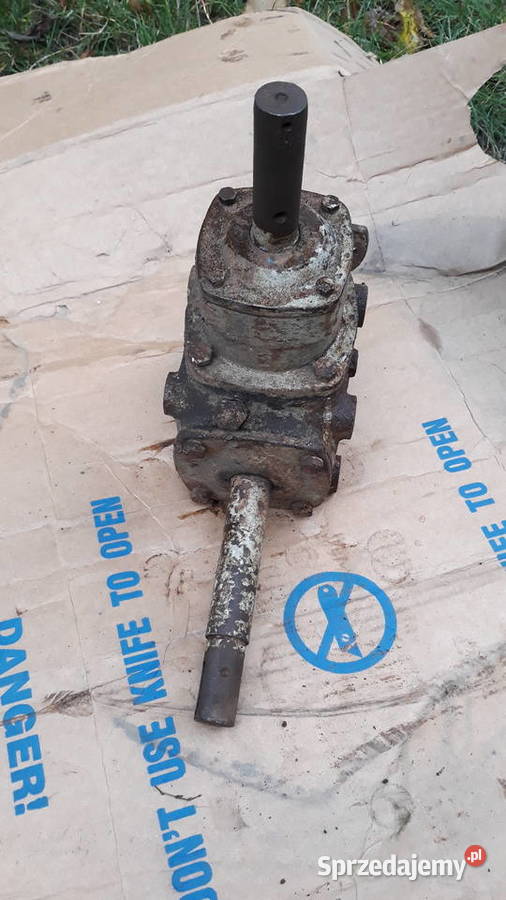 Przekładnia kątowa do rozsiewacza rcw3 Ursus Częstochowa sprzedam