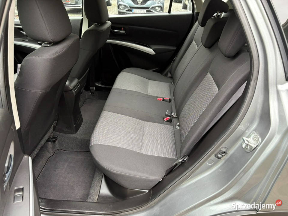 Suzuki SX4 SCross 16 DDIS 120 Podgrzewane fotele światła do jazdy dziennej Lipówki