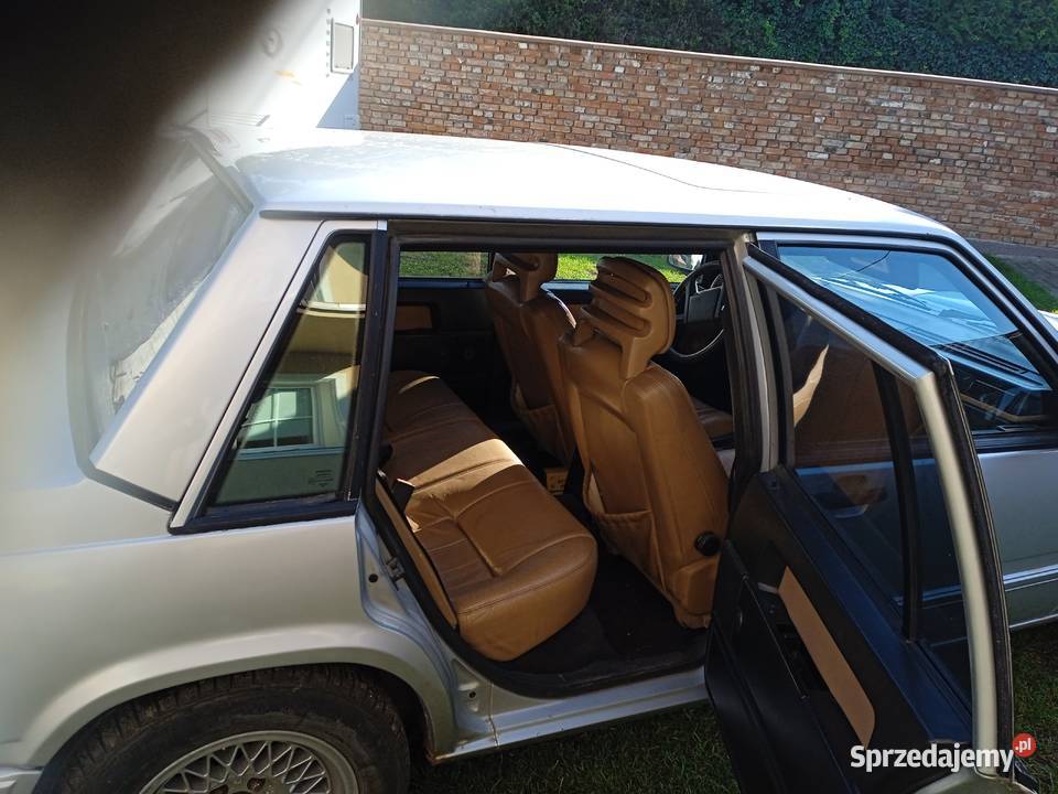 Volvo 740 zabytkowy Seria 700 Barczewo