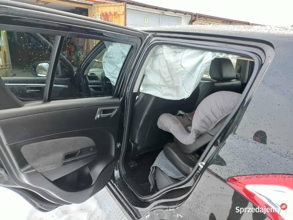 Suzuki Swift 12 benzyna 114 przebiegu Poddębice