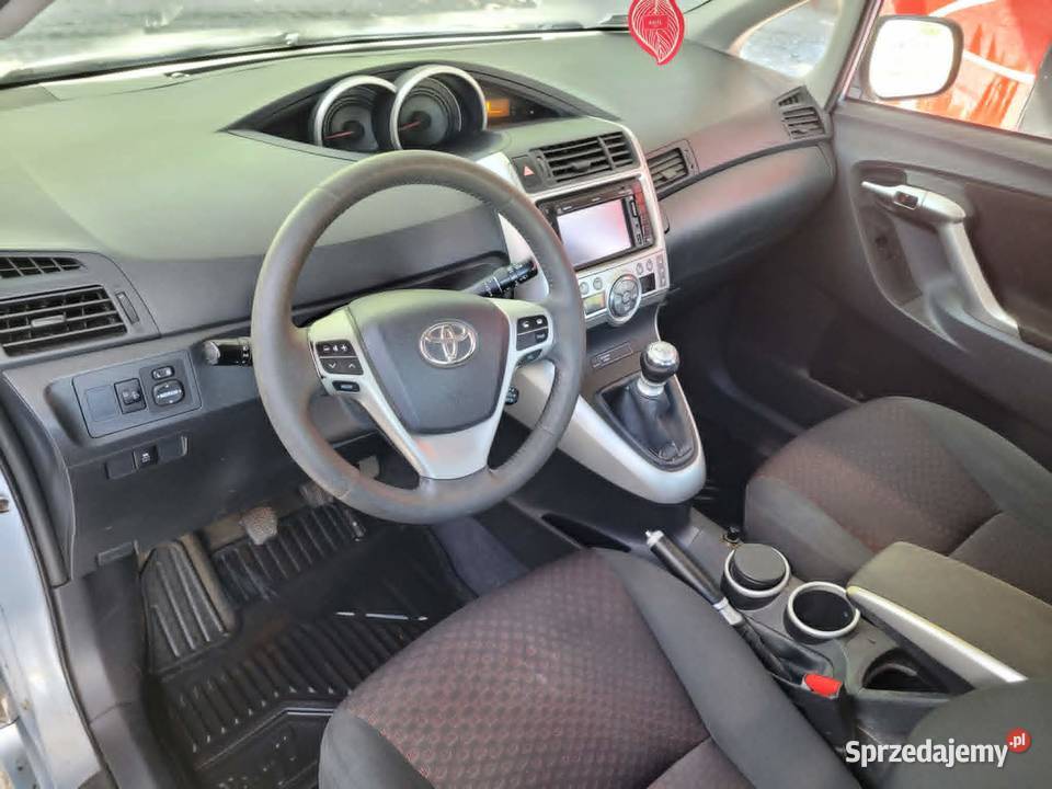 Toyota Verso 2011 20 D4D Bogata wersja Olsztyn