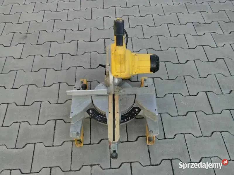 Ukośnica piła kapówka DEWALT DWS 777 TELESKOP