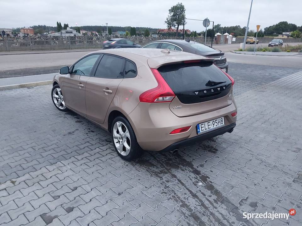 Volvo V40 Lipnica