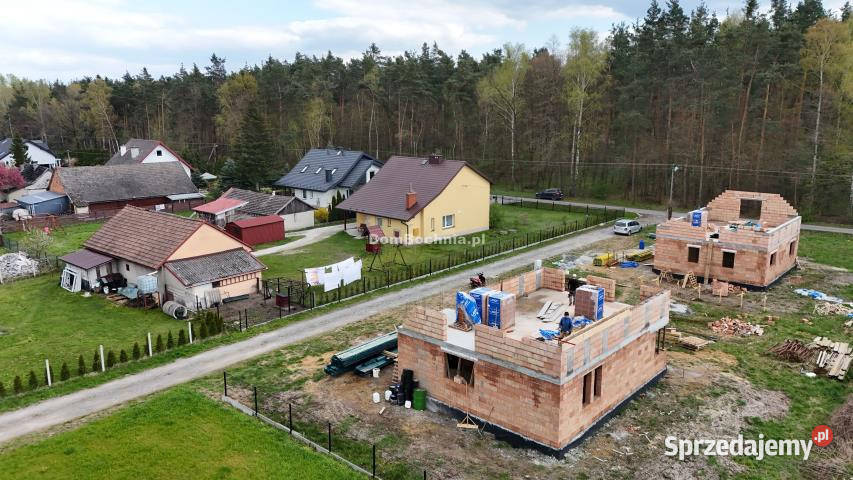 sprzedaży domu wolnostojącego 11747m2 Dąbrówka