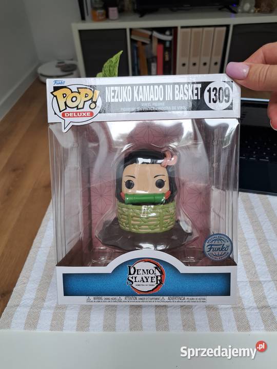 Funko Pop Deluxe Nezuko Kamado in Basket 1309 Trąbki Wielkie