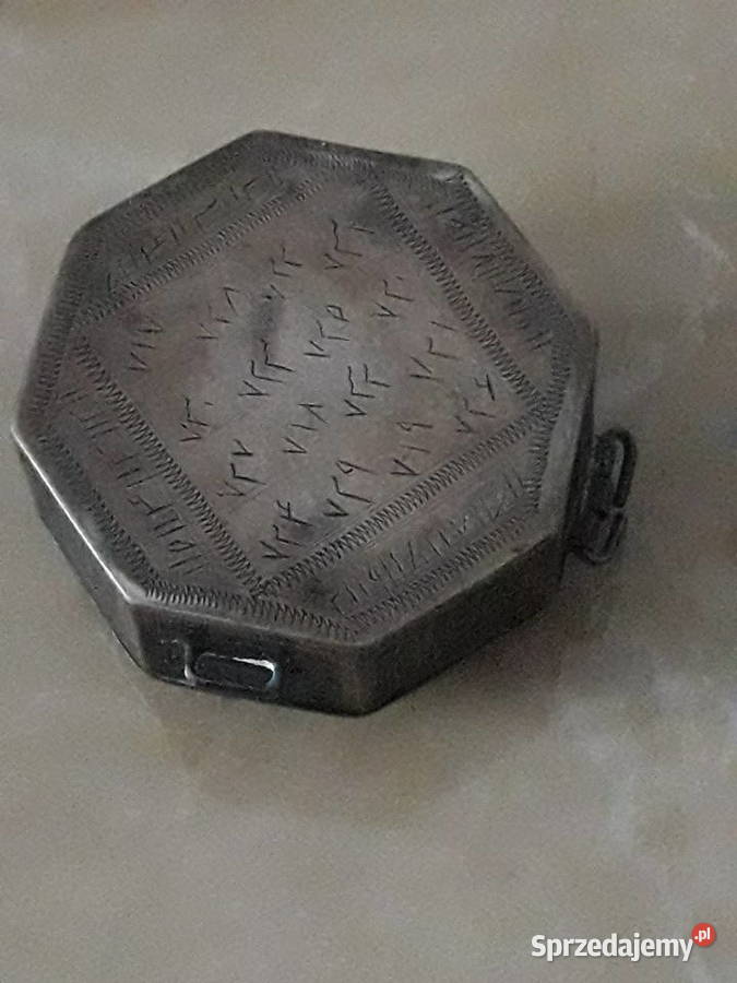 Islam XIX wieczny srebrny amulet Koranu Janów Lubelski